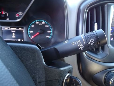 Used 2020 Chevrolet Colorado W/T w/ WT Convenience Package image 15