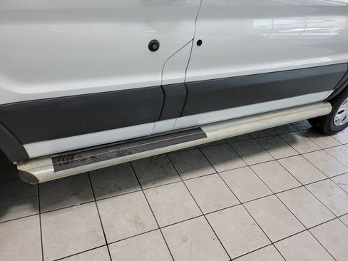 Used 2024 Ford Transit 250 Low Roof w/ Exterior Upgrade Package image 33