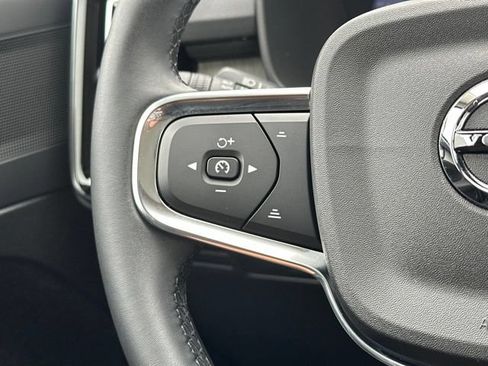 Certified 2026 Volvo XC40 B5 Plus AWD/4WD image 26