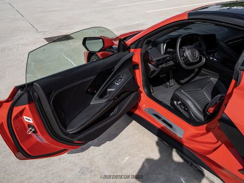 Used 2024 Chevrolet Corvette Stingray Premium Cpe w/ Z51 Performance Package RWD image 37
