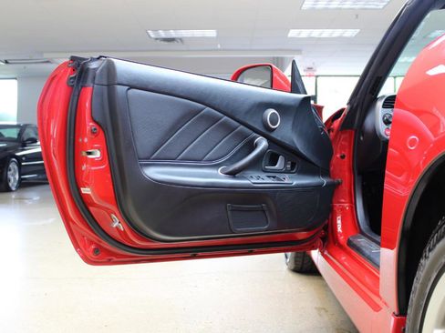 Used 2002 Honda S2000 image 33