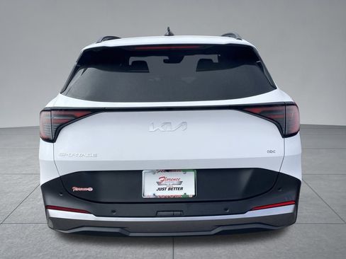 Used 2026 Kia Sportage EX w/ EX Panorama Roof Package image 12