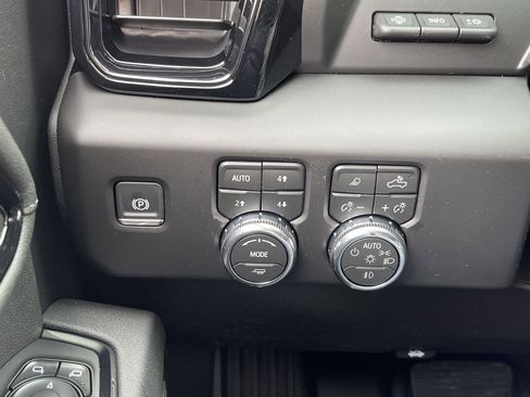 New 2026 GMC Sierra 3500 AT4 image 53