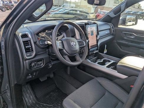 New 2026 RAM 1500 4x4 Crew Cab image 3