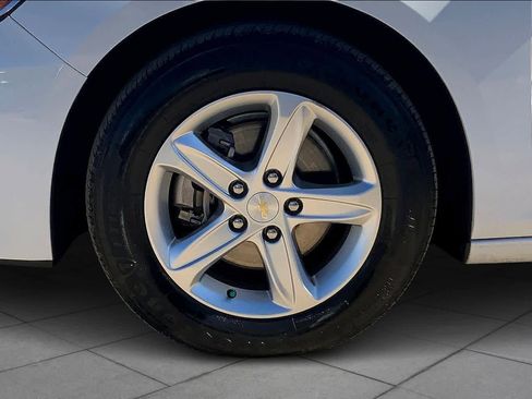 Used 2023 Chevrolet Malibu LT image 10