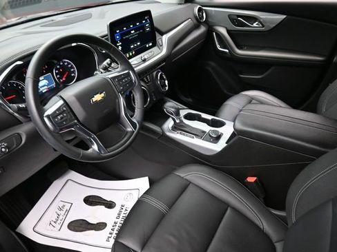 Used 2024 Chevrolet Blazer LT w/ LPO, Black Grille Bar Package FWD image 18