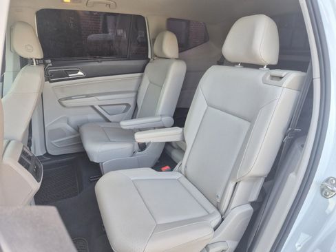 Used 2019 Volkswagen Atlas SE w/ Panoramic Sunroof Package AWD/4WD image 15