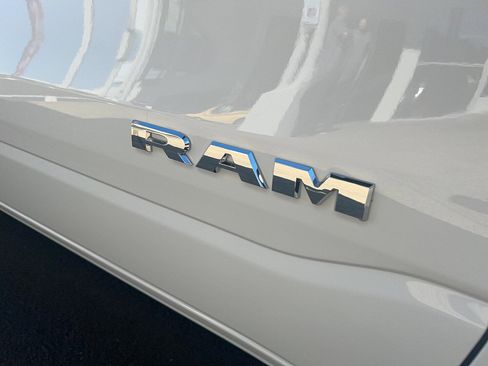 New 2025 RAM 1500 Big Horn AWD/4WD image 20