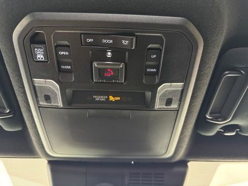 Used 2025 Toyota 4Runner TRD Off-Road Premium AWD/4WD image 14
