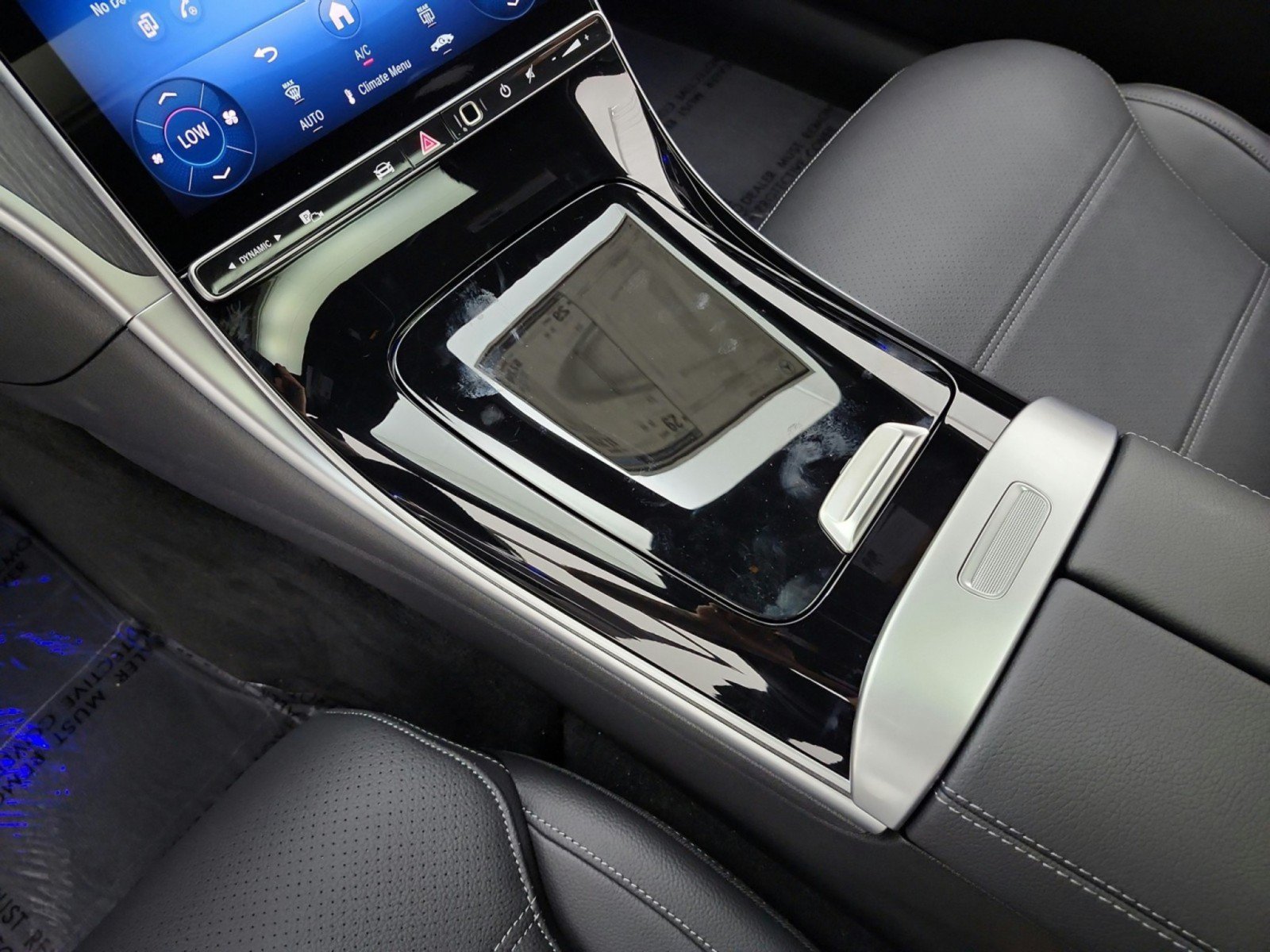New 2027 Mercedes-Benz C 300 Sedan image 9