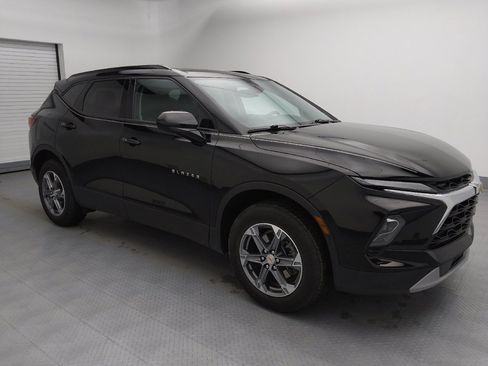 Used 2024 Chevrolet Blazer LT w/ Convenience Package image 11