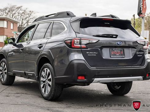 Used 2023 Subaru Outback Limited image 17
