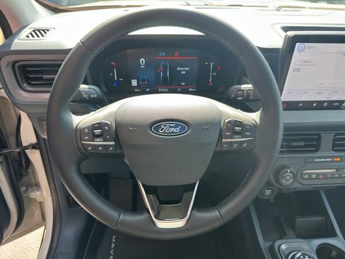 New 2025 Ford Maverick Lariat w/ Black Appearance Package image 19