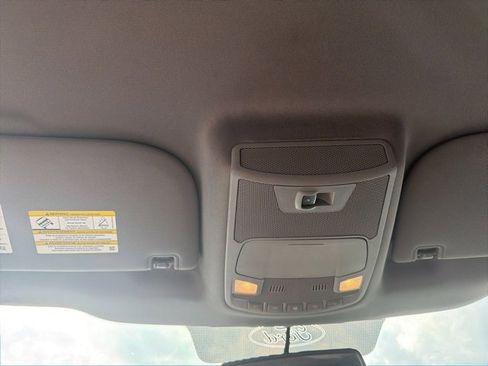 Used 2015 Ford F150 XLT w/ Equipment Group 302A Luxury image 7