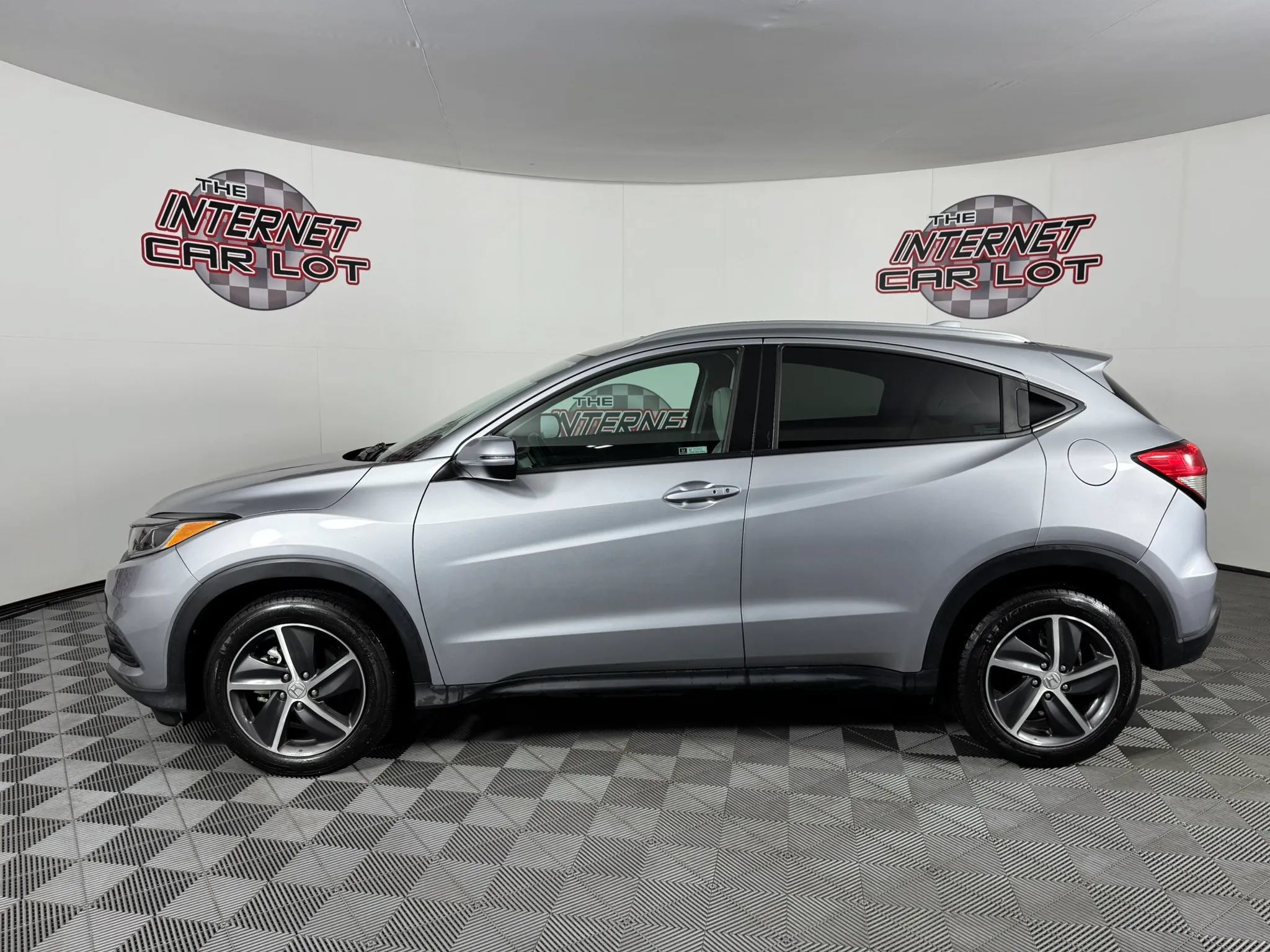 Used 2022 Honda HR-V EX image 4