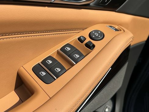 New 2026 BMW X5 xDrive50e image 12