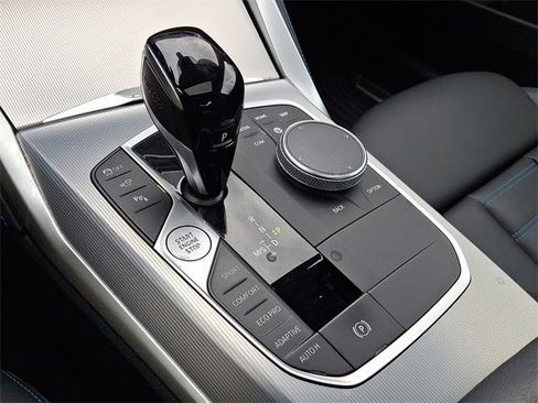 Used 2023 BMW 440i xDrive Coupe w/ Premium Package image 14