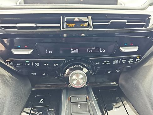 Certified 2024 Acura MDX SH-AWD w/ Technology Package image 21