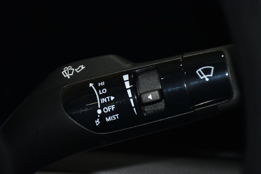 New 2027 Kia K5 LXS FWD image 17