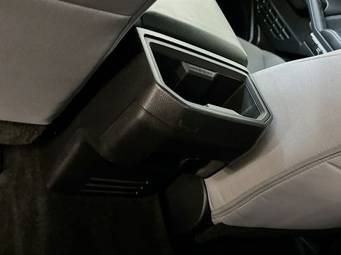 Used 2025 Toyota Tacoma TRD Off-Road image 28