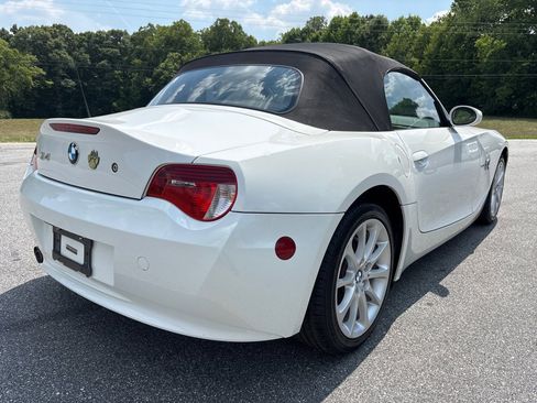 Used 2008 BMW Z4 3.0i RWD image 5