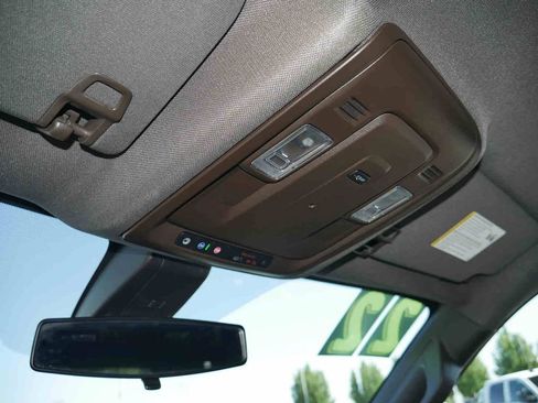 Used 2022 Chevrolet Tahoe LS image 27