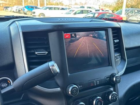 Used 2022 RAM 2500 Big Horn w/ Cold Weather Group image 18