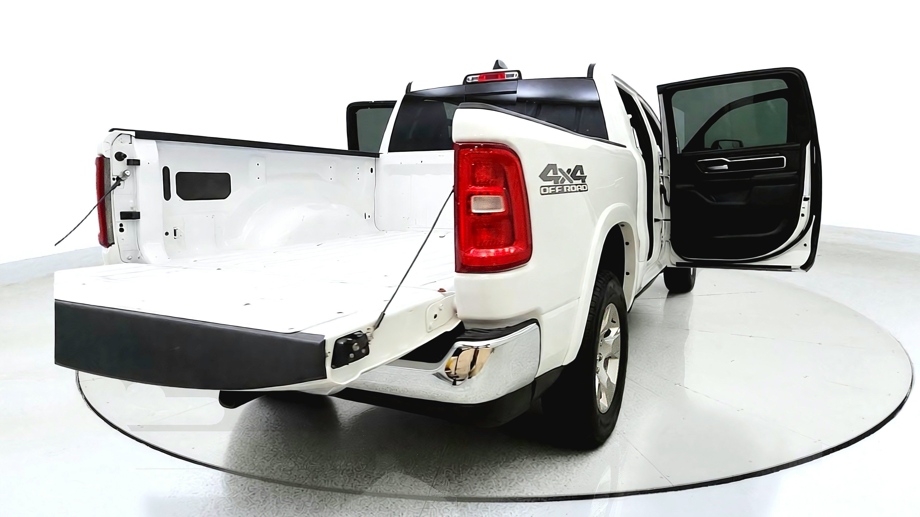 Used 2025 RAM 1500 Big Horn AWD/4WD image 14