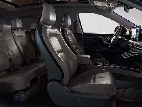 New 2026 Lincoln Corsair Premiere image 28