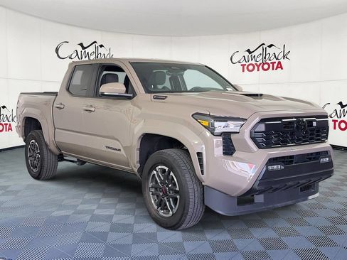 Used 2026 Toyota Tacoma TRD Sport AWD/4WD image 3