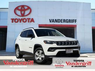 Used 2022 Jeep Compass Latitude video 1