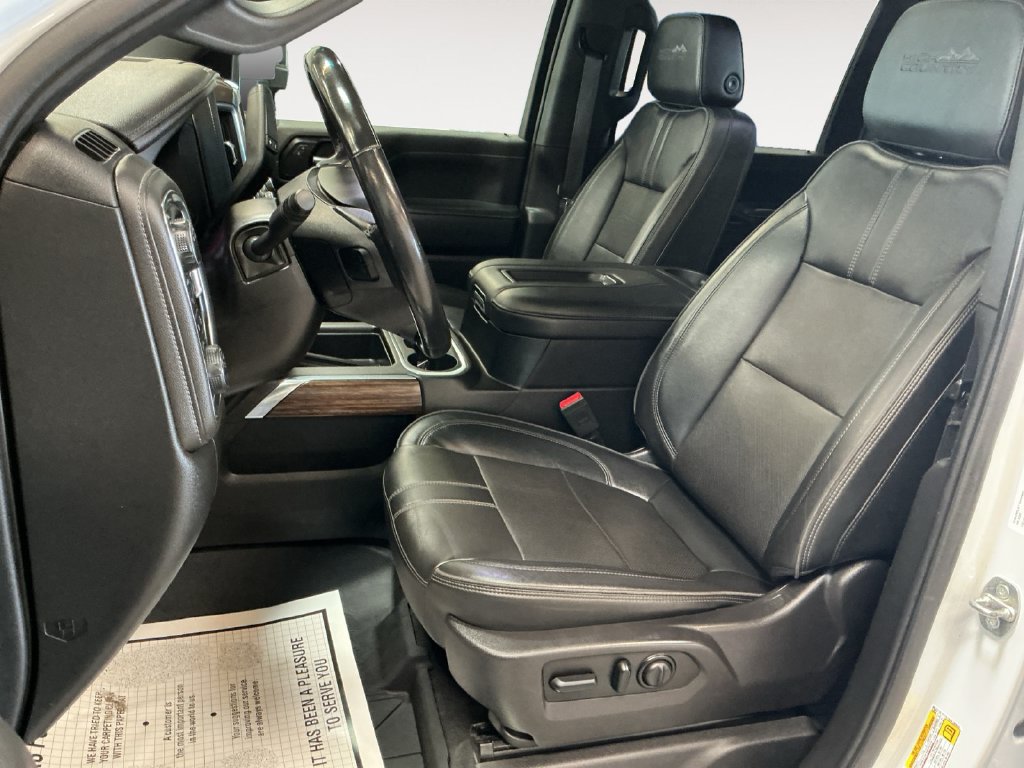 Used 2022 Chevrolet Silverado 3500 High Country AWD/4WD image 16