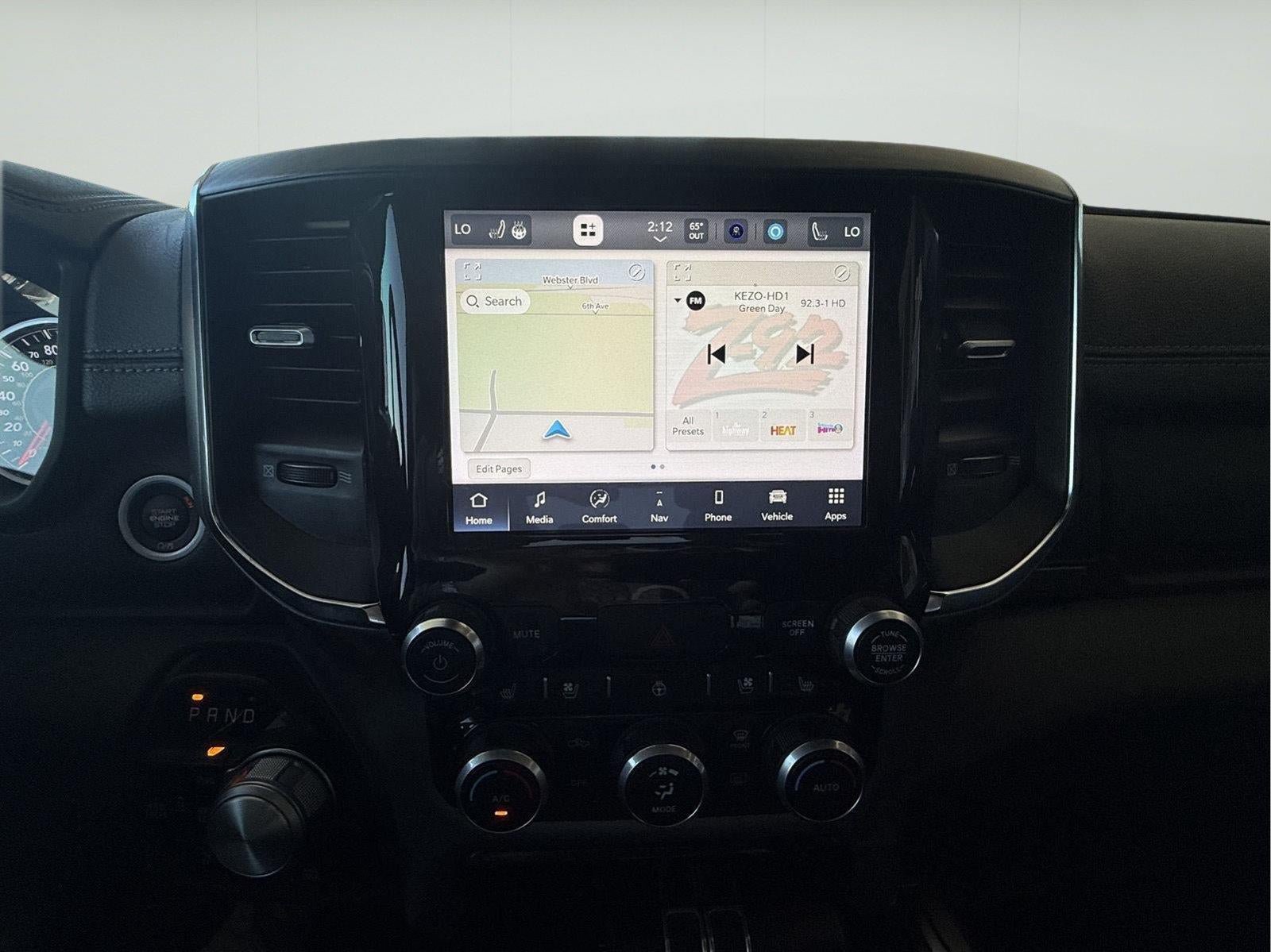 Used 2024 RAM 1500 Laramie AWD/4WD image 10