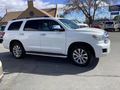 Used 2015 Toyota Sequoia Limited image 10