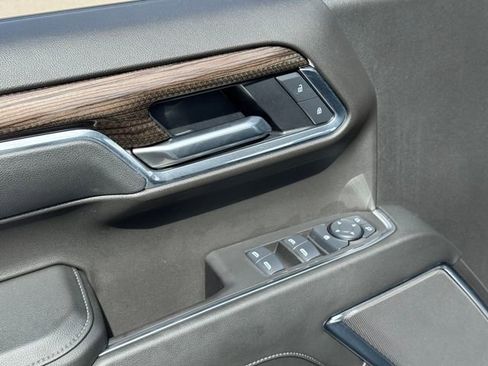 Used 2025 Chevrolet Silverado 1500 LT w/ Protection Package image 6