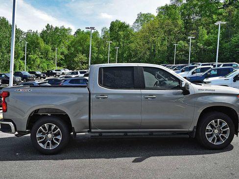 Used 2026 Chevrolet Silverado 1500 LT AWD/4WD image 6