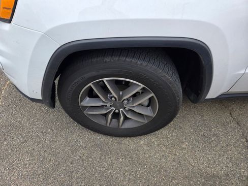 Used 2021 Jeep Grand Cherokee Limited w/ Trailer Tow Group IV image 4