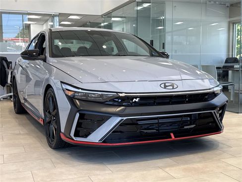 New 2026 Hyundai Elantra N FWD image 3