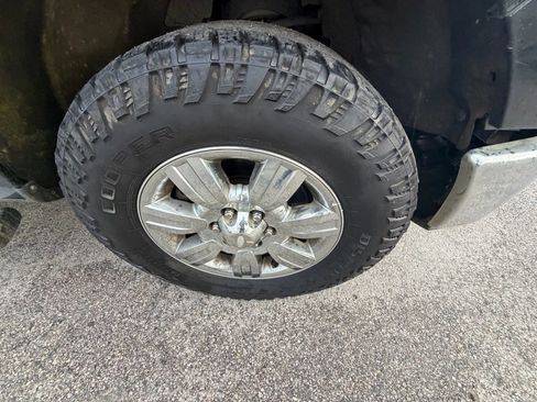 Used 2012 Ford F150 XLT w/ XLT Chrome Pkg image 15