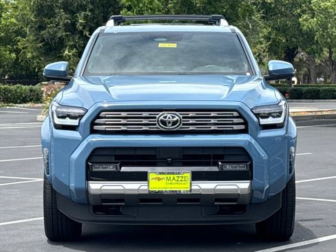 Used 2025 Toyota 4Runner Limited w/ Tow Technology Package AWD/4WD image 7