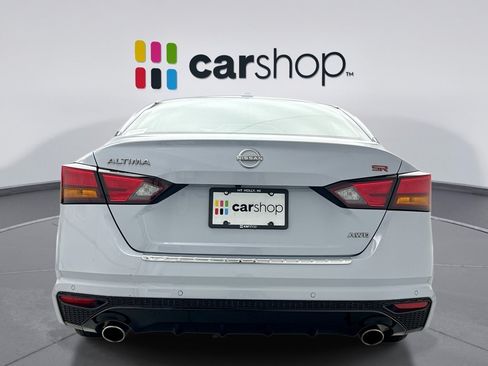 Used 2023 Nissan Altima 2.5 SR AWD/4WD image 4