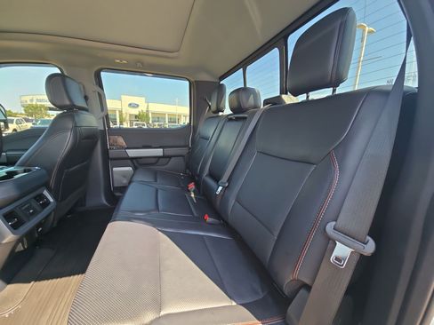 Used 2024 Ford F250 Lariat w/ Sport Appearance Package AWD/4WD image 27