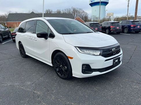 Used 2025 Honda Odyssey Sport-L image 6