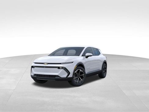 New 2026 Chevrolet Equinox EV LT image 9