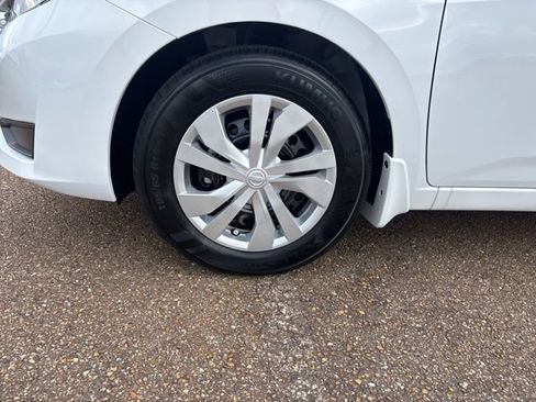 New 2025 Nissan Versa S image 8