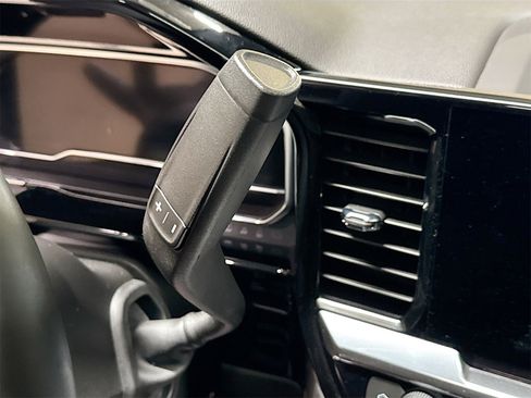 Used 2025 Chevrolet Silverado 2500 LTZ w/ Trail Boss Package image 17