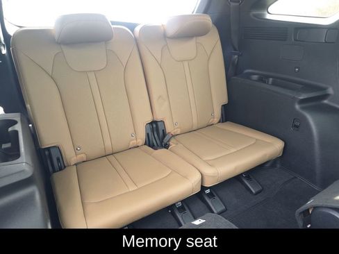 Used 2025 Kia Sorento SX Prestige image 8