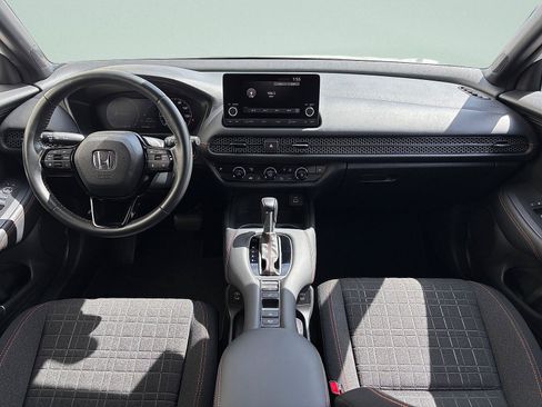 Certified 2025 Honda HR-V Sport image 26