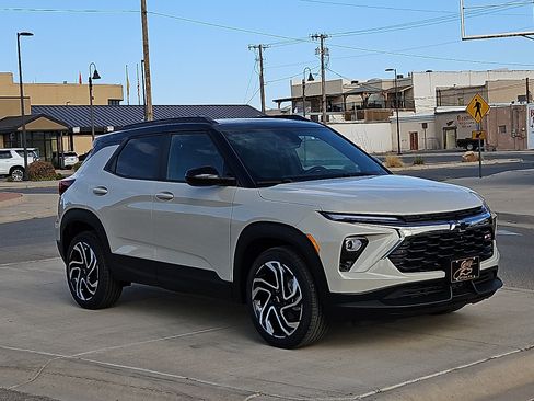 New 2026 Chevrolet TrailBlazer RS w/ Convenience Package FWD image 6