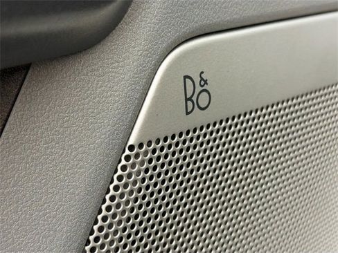 Used 2023 Ford F250 XLT w/ XLT Premium Package image 18